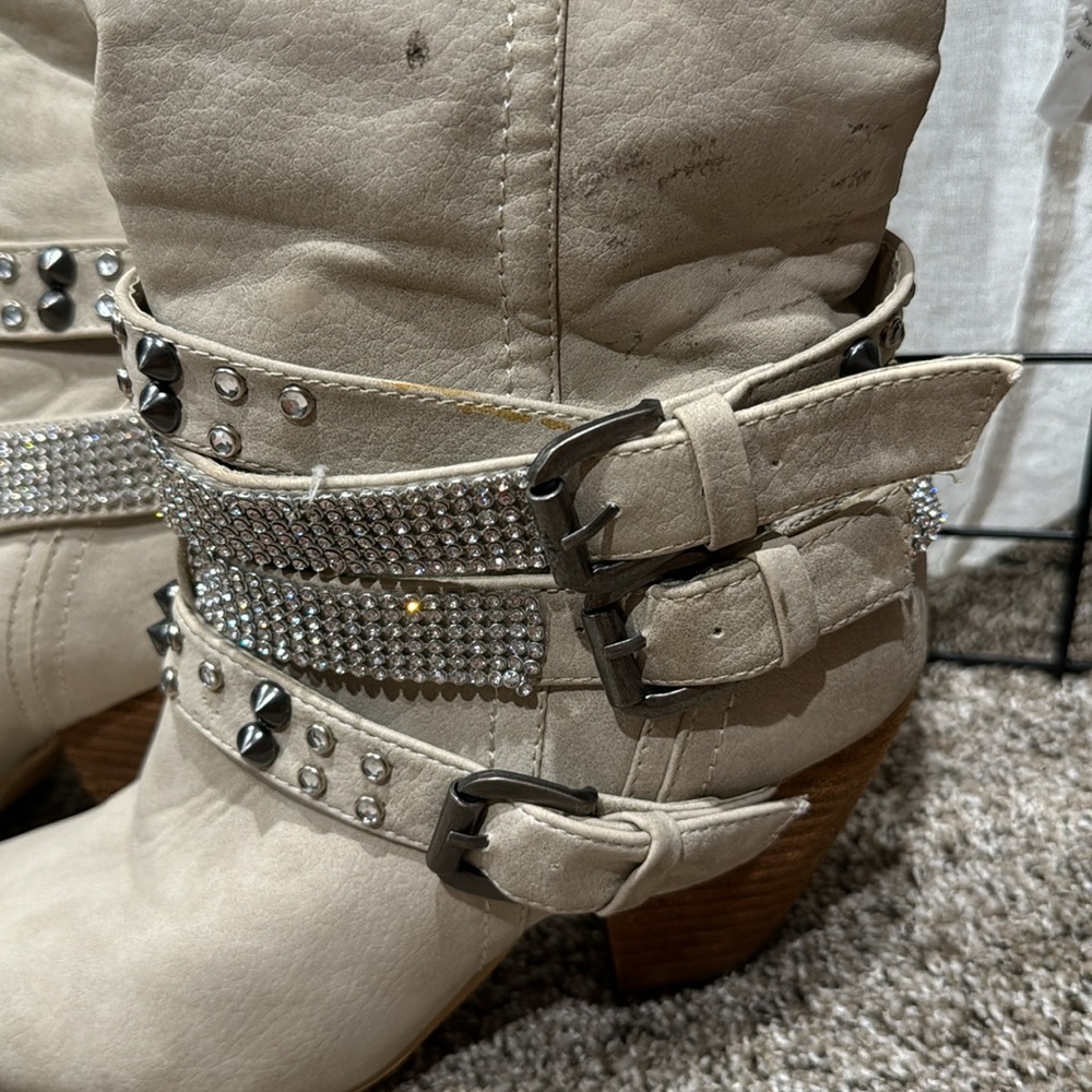 Not rated boots - Picture 2 of 6